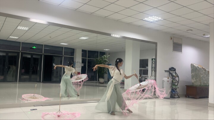 The jaw-dropping Red Horse stage dance—mirror version—is here!