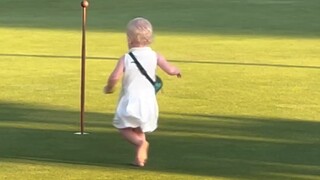 “情绪价值拉满”  宝宝高尔夫