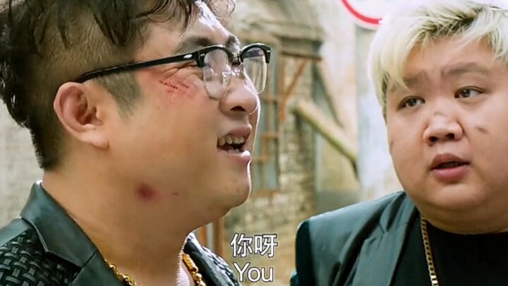 Chàng trai bị đòi nợ hành hạ đủ đường, ai ngờ bố anh lại là một tay máu mặt!