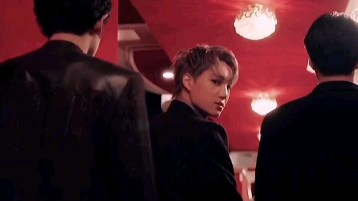 Áp lực từ ba thành viên đầu tiên của EXO