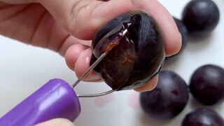 Bagaimana orang normal makan buah?