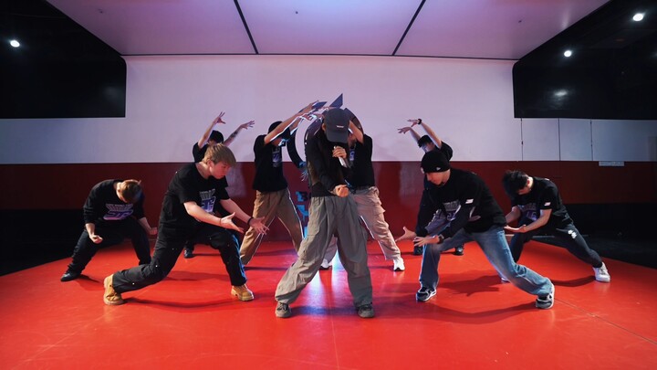 JJ Lin "The Dark Knight" Head Tilt Dance Studio Version