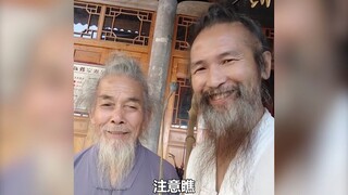The Taoist priest went down the mountain to travel for two and a half years, but when he returned, h