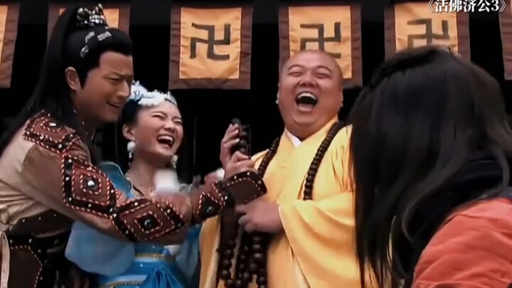 Những khoảnh khắc hậu trường hài hước kinh điển từ “Hoạt Phật Tế Công”!