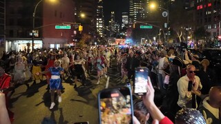 在现场看美国万圣节广场舞Thriller是什么体验