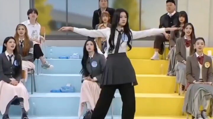 【JUUN Jin Ju-eun】The Big Boss Dancer Kicks It Off: 'Show Out' Dance Performance on the Variety Show 