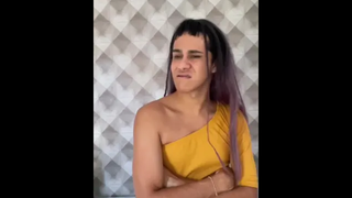 ขอโทษนะที่หน้าไม่คม พอดีหน้ากลมแถมจิ้มได้😄