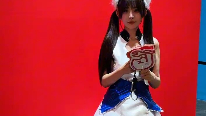 There are more scalpers, more models, and more things to see.