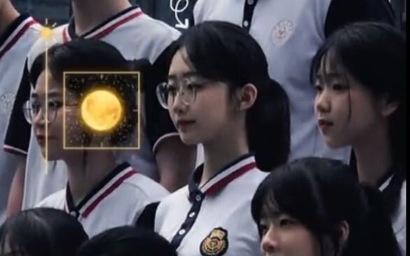 Một ngày một lần, tôi yêu nó ngay từ cái nhìn đầu tiên