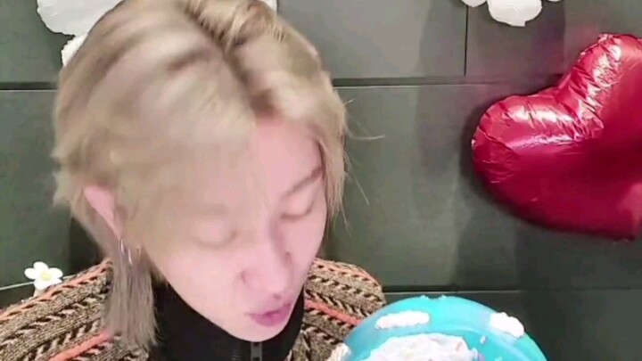 ฉบับซูหมิงฮ่าวของเพลง "Fire"