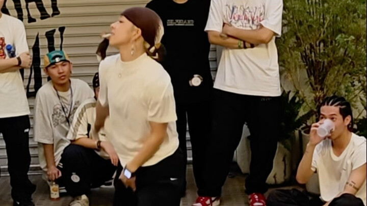 比赛我不打女孩，只打坏男孩#妙玲battle#跨界融合#freestyle#hiphop#街舞比赛