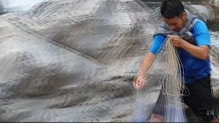 Cast Net Fishing in Nepal | Himalayan Trout Fishing with Handmade Cast Net |