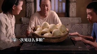 一辈子没见过这么多粮，为了不交粮，使劲吃，没想到被活活撑死