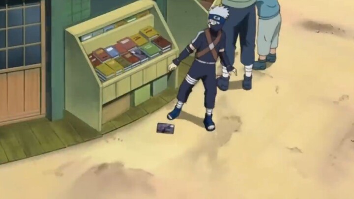Moment Hatake Kakashi bocil?
