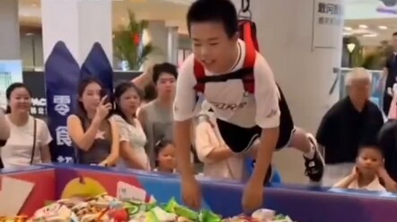 "You're here to stock up, huh?" Funny Kids Game