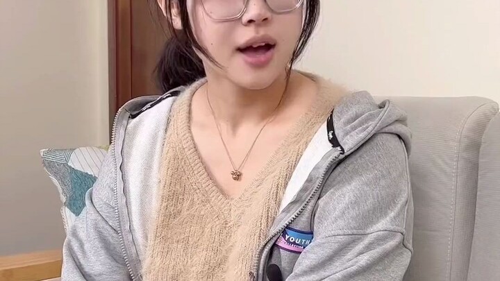 Sebenarnya siapa yang sok pintar?