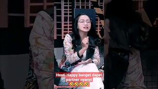 Hesti Happy banget dapet partner nyanyi🤣🤣🤣🤣#tonightshow #nettv #desta #vincent #enzy  #vindes