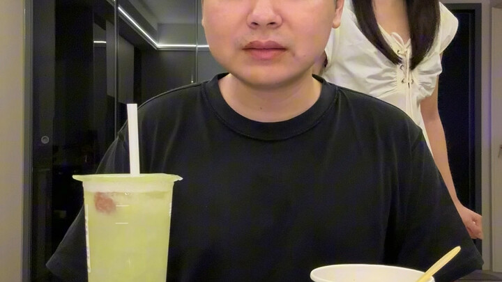 Here comes the Fujian version of “You Eat, I Guess” again.