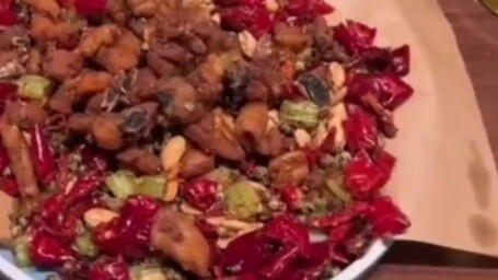 Otak kecilku jadi atrofi setelah menonton ini! 😂😂😂