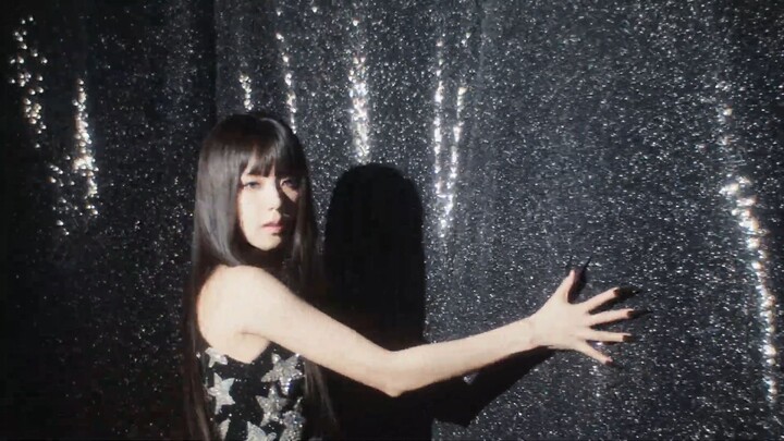 JISOO ADDICTED MV