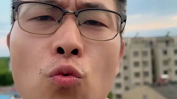 年轻人不愿意和亲戚来往，为什么？