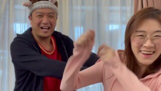 Mời mọi người xem màn biểu diễn rèn sắt của thợ rèn!