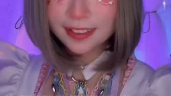 The dude in the right is me when i see rinne amagi