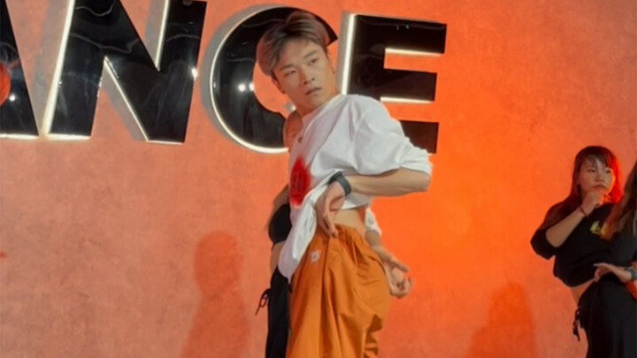小龙编舞｜🎵TAIL，是哪个大好人满足大家的愿望继续往后编了！原来是我！❤