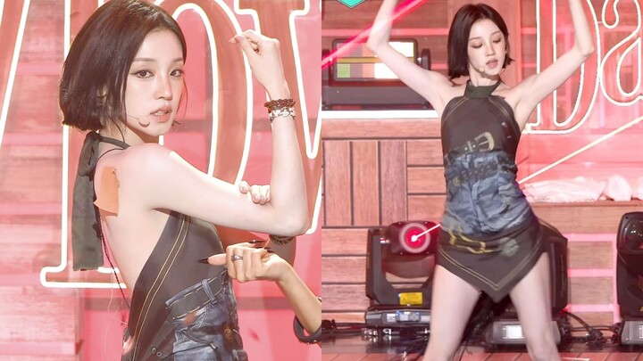 Yujin benar‑benar tidak boleh semakin kurus lagi 😭 FanCam Yujin (I‑DLE) – Gimme Dat Love | MBC260711