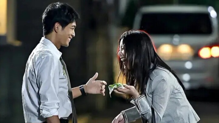 “ฉันคิดถึงคุณมาตลอดหลายปีนี้ คุณสบายดีไหม”
