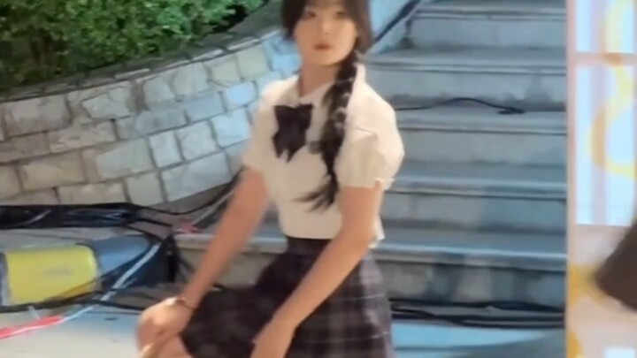 When Mid-Autumn Festival Meets Sending the Moon