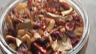 cách sào nấm cay.để ăn được vài tháng.pha chế nhiều món ăn khác