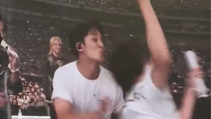 【SEVENTEEN】每次演唱会都整这死出