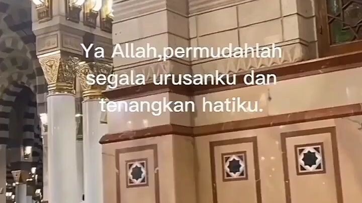 sholat sesuai agama dulu baru nonton anime