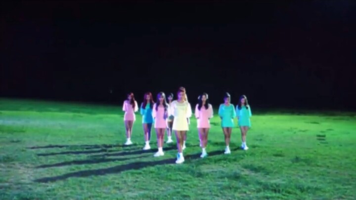 250331 Cosmic Girls' "Save Me Save You (Please)" dance video