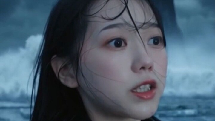 Aku bersama Tongtian Jiaozhu menghalangi Gonggong yang marah saat menabrak Gunung Buzhou.