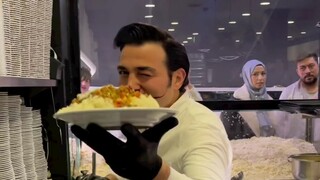 暴雷的亚裔队友