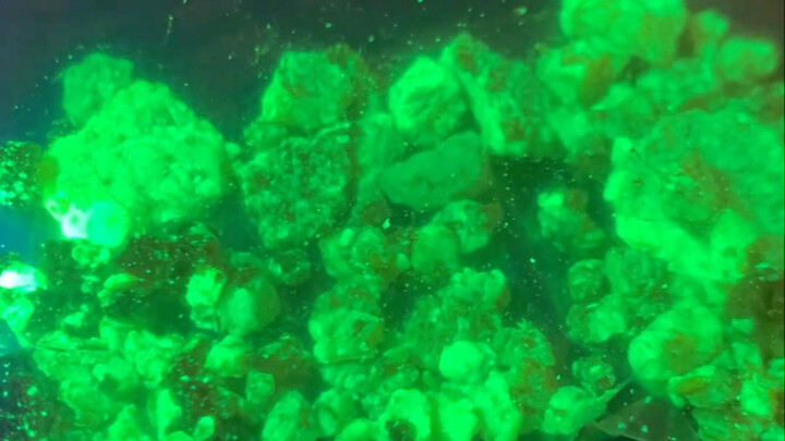 خصائص اليورانيوم