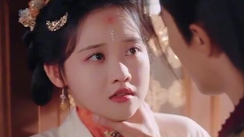 The trope of a ruler seizing his subject’s wife never gets old! After ascending the throne, the cunn