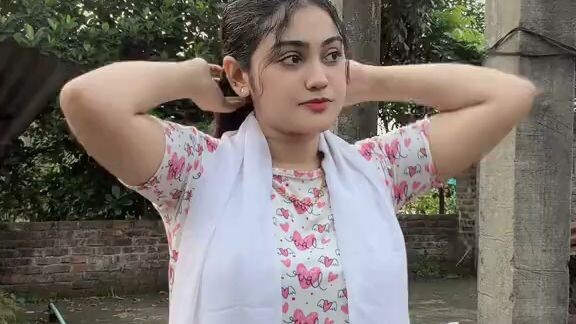 বাংলাদেশী