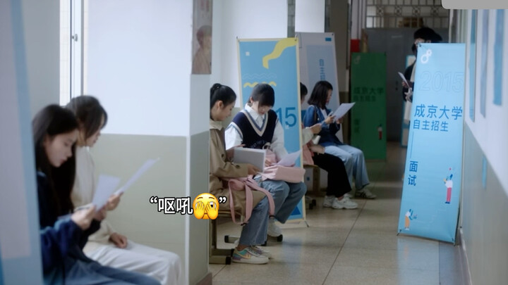 ซูไจ้ไจ้: ขอทางหน่อยนะคะ ไม่ได้เจอกันนานเลย ฉัน… ฉัน… พวกเราทุกคนคิดถึงคุณมากเลยค่ะ