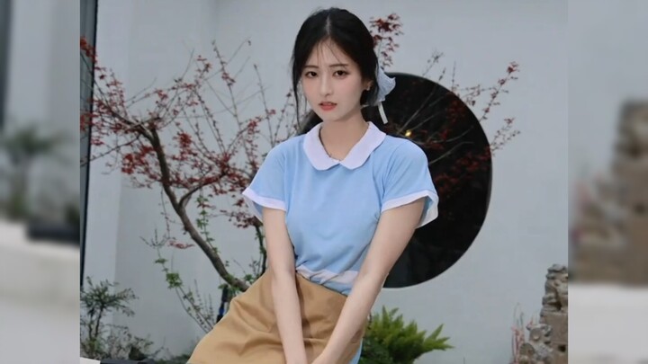 Chỉ định đồng phục của Hảo Lợi Lai có chút nguyên nhân