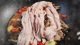 《 富 婆 的 午 餐 》