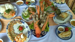 Nét riêng ẩm thực xứ Huế