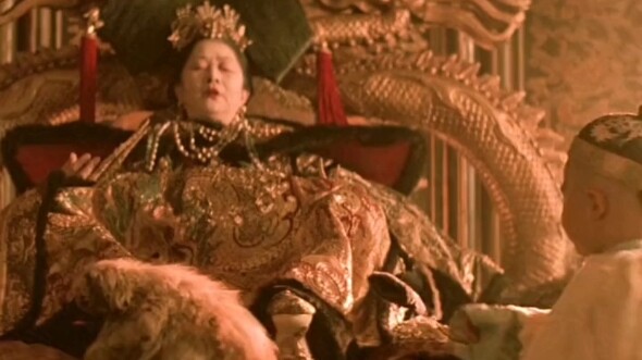 Kaisar terakhir, yang dipenjara hampir sepanjang hidupnya, tidak pernah memiliki kendali atas hidupn