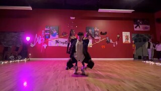 【Hot Dance at the Annual Party】Who would have thought that we could see such a show at the annual pa