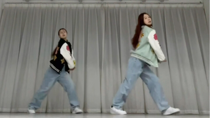 Happy New Year~Do a basic sweet dance