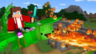 Mikey Became a DRAGON in Minecraft !