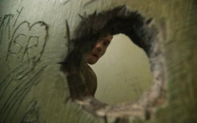 [Movie] A Man With An Anal Mouth Is Accosted In The Toilet