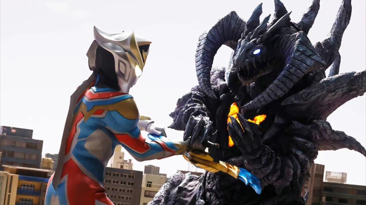 Ultraman Deke Episode 21 "The Price of Prosperity" Sphiajomos Stills Released